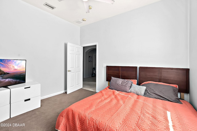 carpeted bedroom featuring ceiling fan