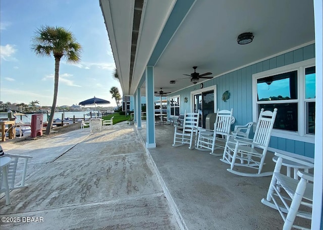 325 Causeway Cswy N Unit D104, New Smyrna Beach, FL 32169 - view of patio with ceiling fan