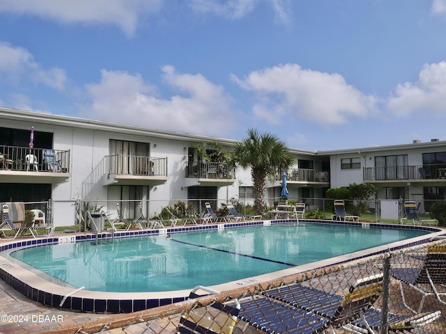 1508 Virginia Ave Unit 103, Daytona Beach, FL 32114 - view of community pool