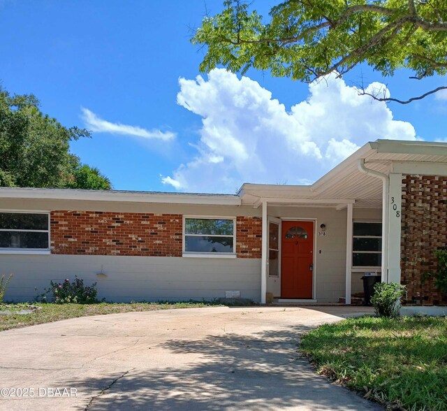 308 Fox Pl, Port Orange, FL 32127 - photo 1
