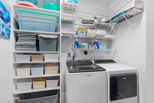 418 Good Life Way, Daytona Beach, FL 32124 - laundry area featuring washing machine and clothes dryer