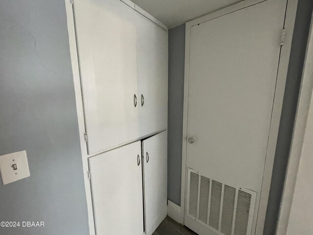 500 S Beach St Unit F-1, Daytona Beach, FL 32114 - view of closet