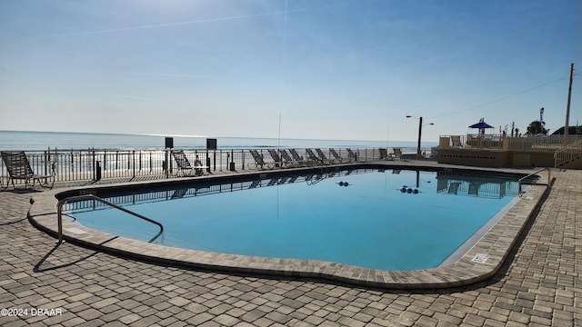 219 S Atlantic Ave Unit 135, Daytona Beach, FL 32118 - community pool with fence