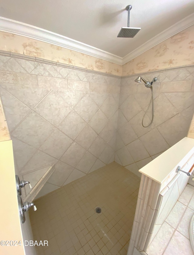 3 Tomoka View Dr, Ormond Beach, FL 32174 - bathroom featuring a tile shower, tile patterned flooring, and crown molding