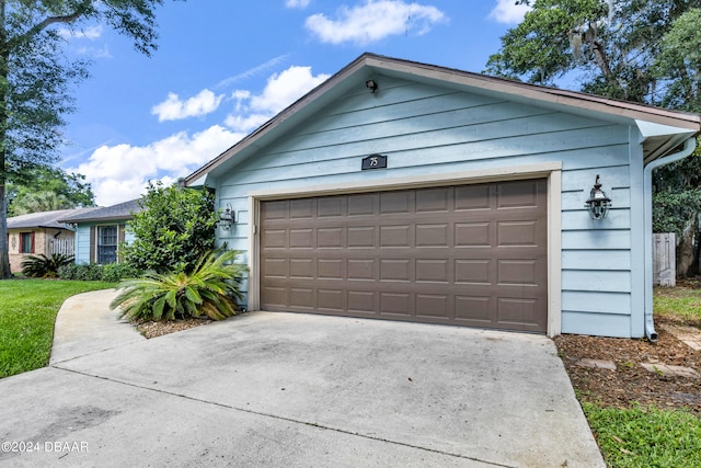 75 Sycamore Cir, Ormond Beach, FL 32174 - view of garage