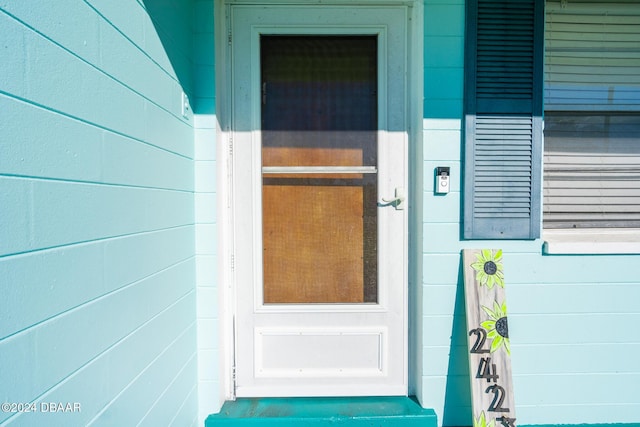 view of entrance to property