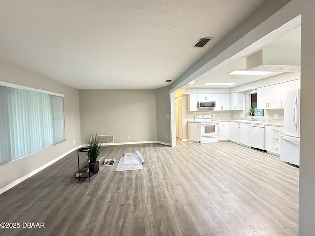105 Wimbledon Ct, Port Orange, FL 32127 - photo 11