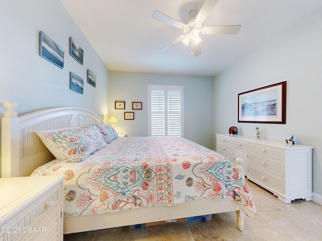 bedroom featuring ceiling fan