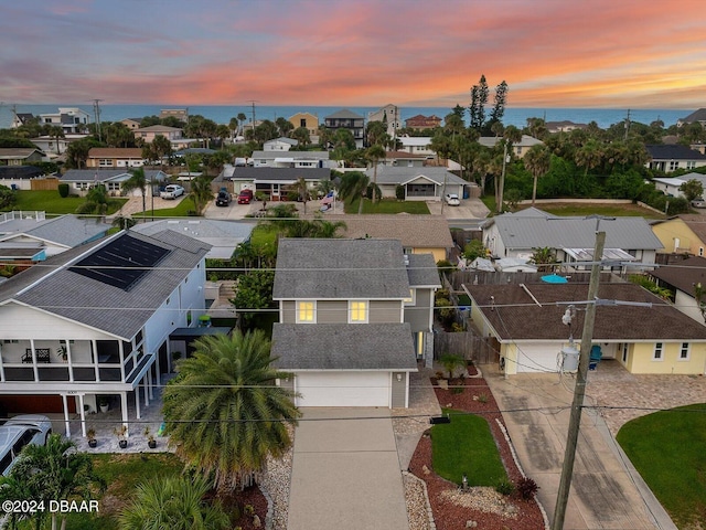 view of aerial view at dusk