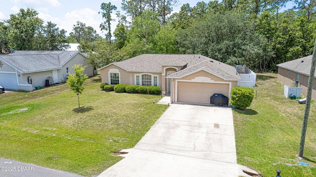 5 Zammer Ct, Palm Coast, FL 32164 - ranch-style home with an attached garage, a front lawn, stucco siding, and concrete driveway
