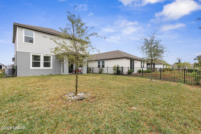 118 Pitching Wedge Dr, Daytona Beach, FL 32124 - back of property featuring a fenced backyard