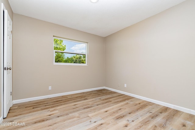 1808 Green Pl, Ormond Beach, FL 32174 - empty room featuring baseboards and light wood finished floors