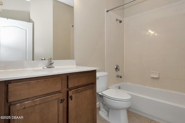 253 Catriona Dr, Daytona Beach, FL 32124 - full bath featuring tile patterned floors, toilet, vanity, and shower / bath combination