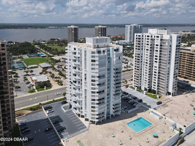 bird's eye view featuring a water view