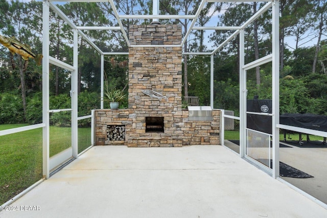 view of unfurnished sunroom