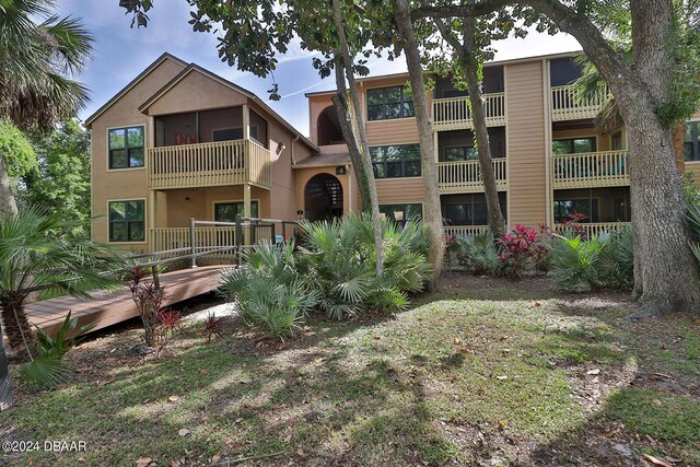 1401 S Palmetto Ave Unit 402, Daytona Beach, FL 32114 - view of building exterior