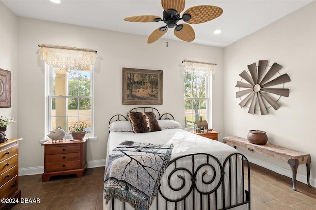 bedroom with ceiling fan