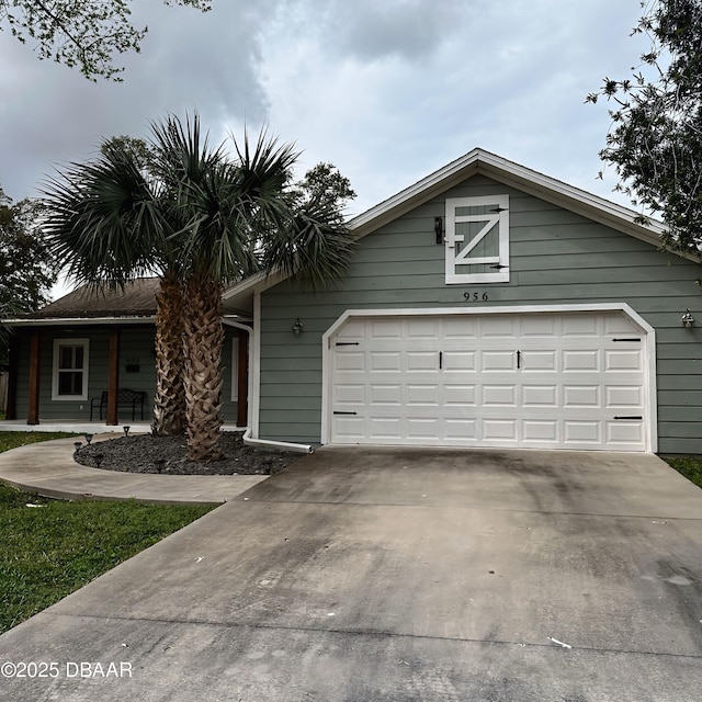 Listing photo 2 for 956 Tall Pine Dr, Port Orange FL 32127