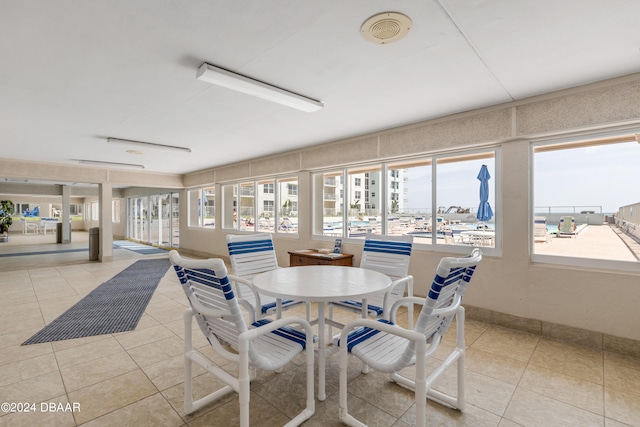 view of sunroom / solarium