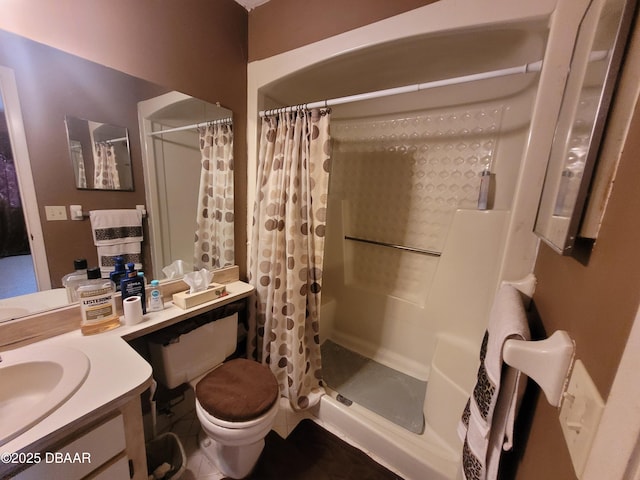 3557 Forest Branch Dr Unit B, Port Orange, FL 32129 - bathroom featuring a shower with shower curtain and vanity