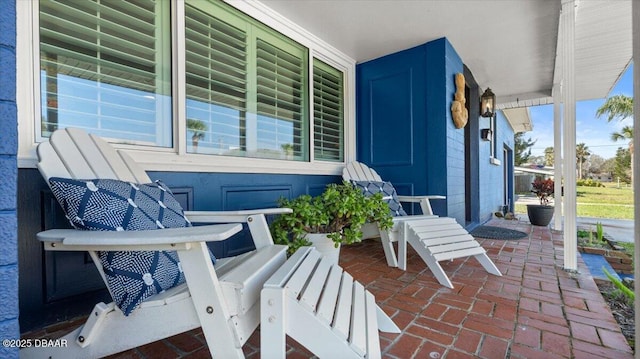 view of patio / terrace featuring covered porch