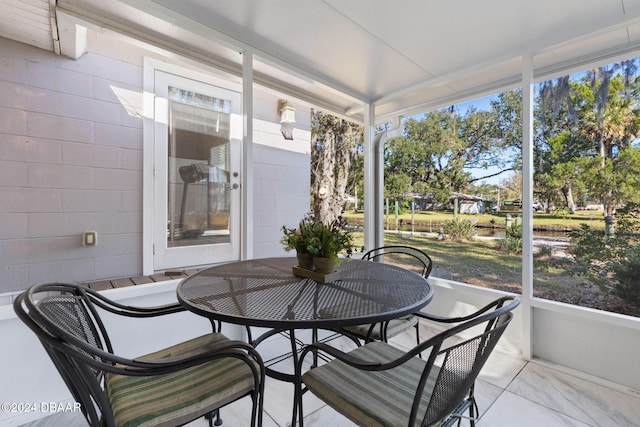 view of sunroom / solarium