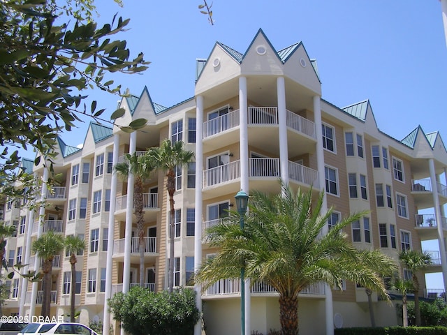 view of building exterior