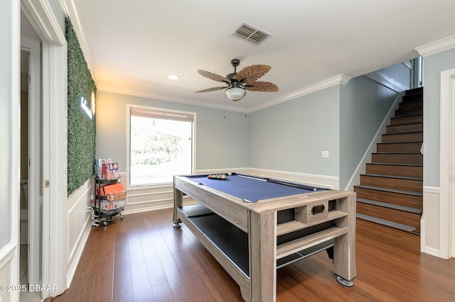 rec room featuring dark hardwood / wood-style flooring, pool table, crown molding, and ceiling fan