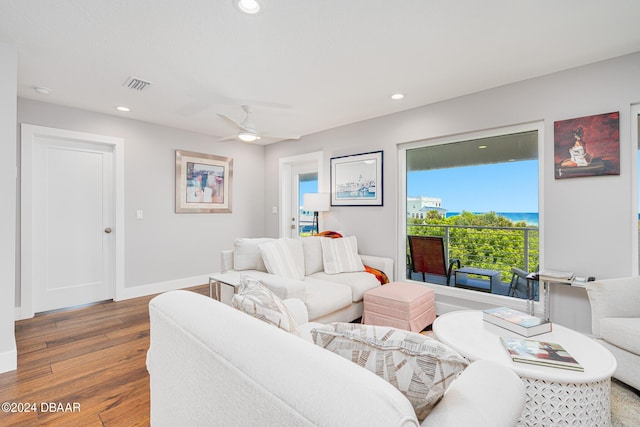 4727 Riverglen Blvd, Ponce Inlet, FL 32127 - living room with wood finished floors, recessed lighting, baseboards, and a ceiling fan