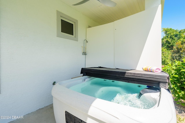 4727 Riverglen Blvd, Ponce Inlet, FL 32127 - exterior view of ceiling fan and a jacuzzi