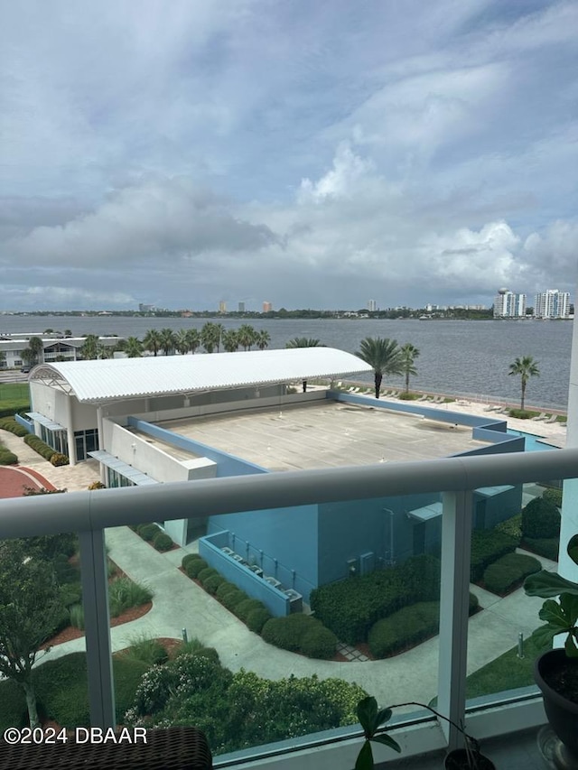 view of water feature