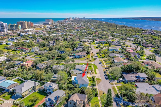 bird's eye view with a water view