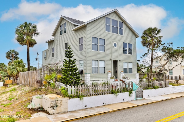 view of front of home