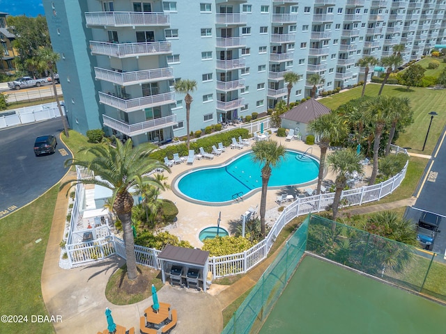birds eye view of property