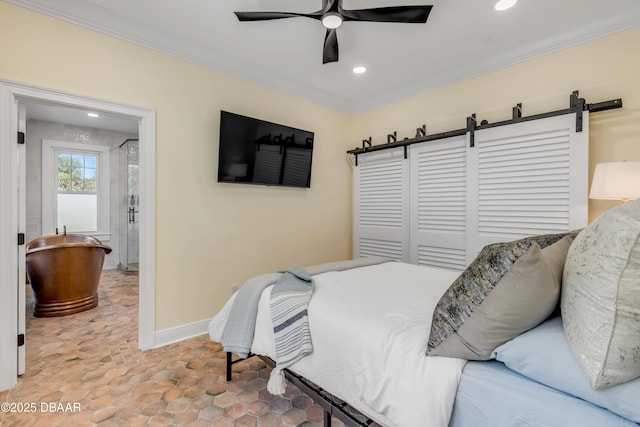 bedroom featuring crown molding, recessed lighting, a barn door, a ceiling fan, and baseboards