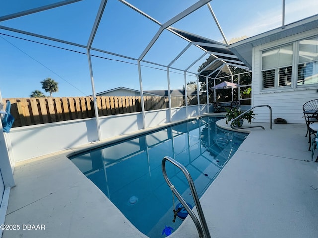 40 Silk Oaks Dr, Ormond Beach, FL 32176 - view of pool with a patio and a lanai