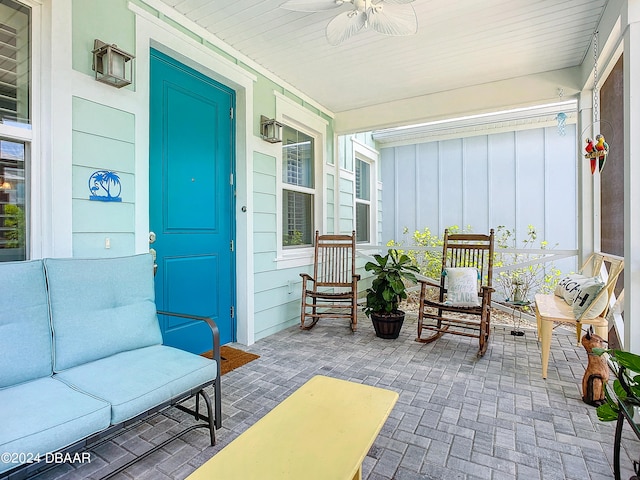 view of patio / terrace with covered porch and ceiling fan