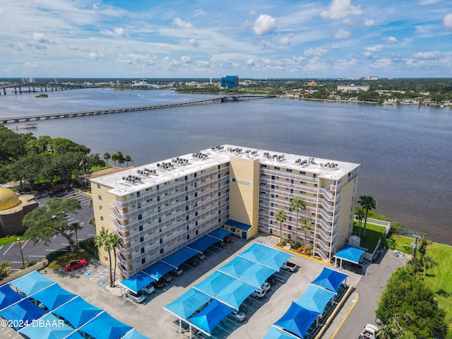 bird's eye view with a water view