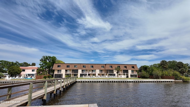 dock area featuring a water view