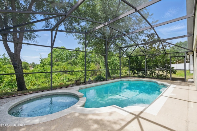 3348 Heath Dr, Deltona, FL 32725 - view of swimming pool with a pool with connected hot tub, a patio, and glass enclosure
