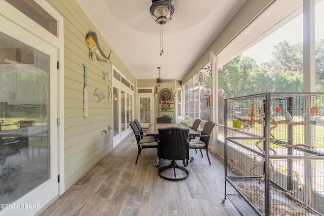 view of sunroom / solarium