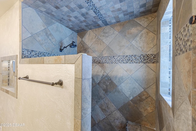 59 Arroyo Pkwy, Ormond Beach, FL 32174 - bathroom with tiled shower