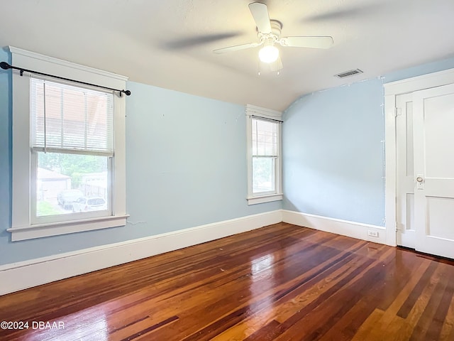 empty room featuring hardwood / wood-style flooring and ceiling fan