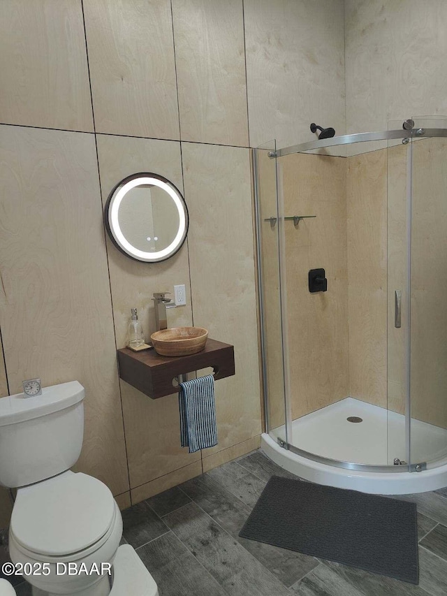 1948 Spruce Creek Lndg, Port Orange, FL 32128 - full bath with toilet, a sink, and a shower stall