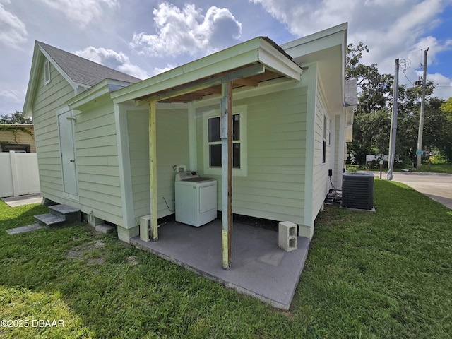 541 Washington St, New Smyrna Beach, FL 32168 - photo 13