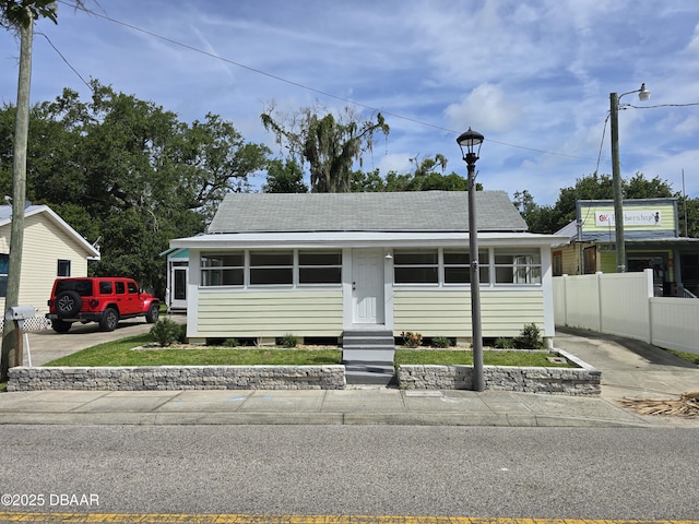 541 Washington St, New Smyrna Beach, FL 32168 - photo 1
