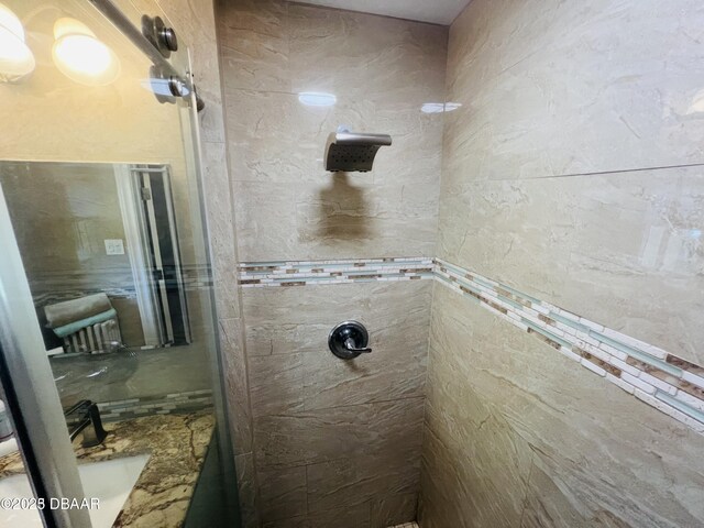 330 Bostwick Ave, Daytona Beach, FL 32118 - full bathroom with a tile shower and vanity