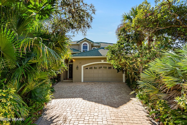 view of front of house featuring a garage