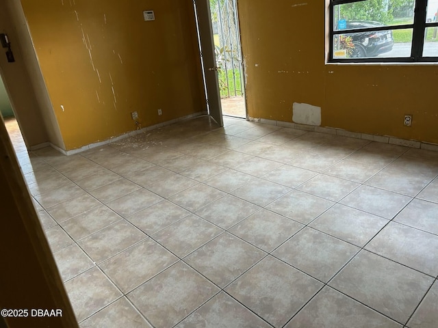 333 Linda Cir S, Daytona, FL 32119 - photo 6