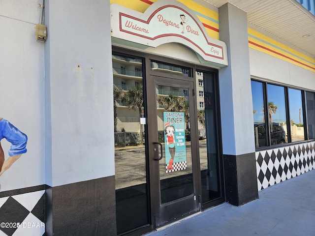 2043 S Atlantic Ave Unit 417, Daytona Beach, FL 32118 - property entrance